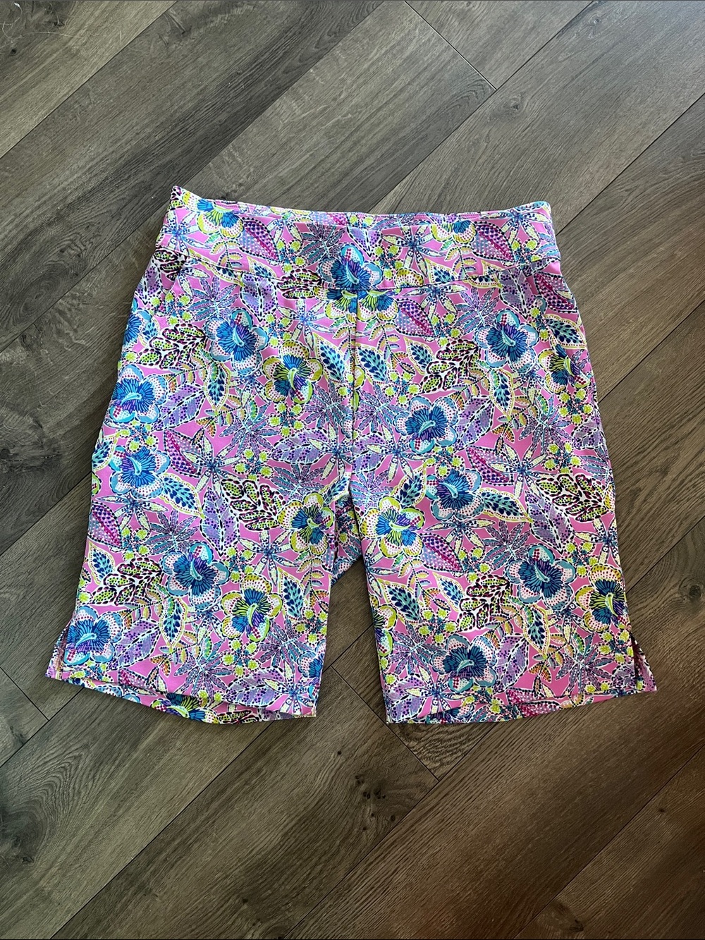 Stella Parker Floral Print Pink Women's Shorts